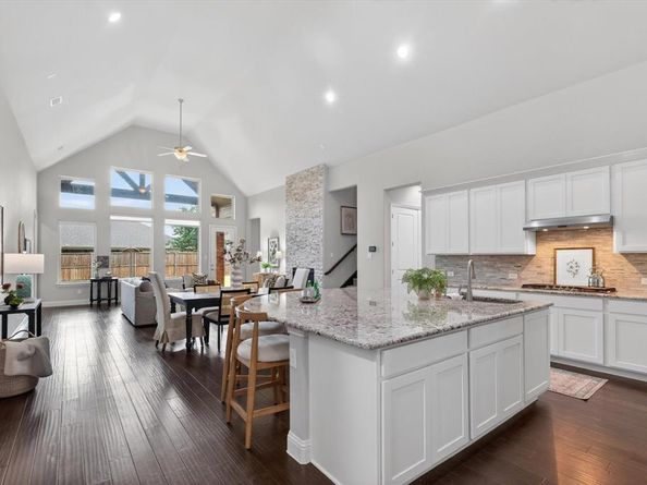 1017  Wimberly Lane , Northlake Texas 76226