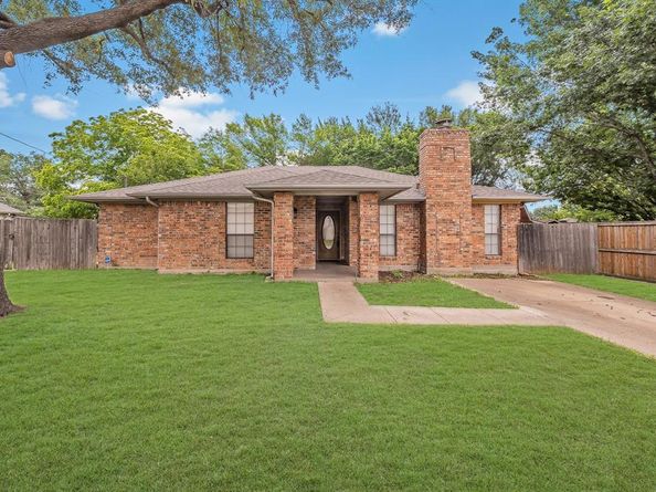 536 N Briery Road , Irving Texas 75061
