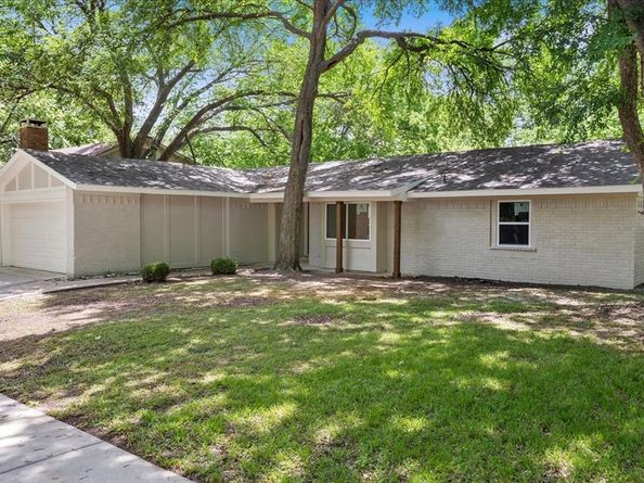 13  Eastlane Place , Plano Texas 75074