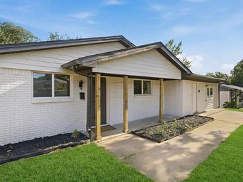 6632  Ellis Road 