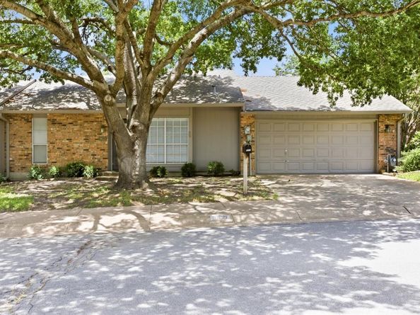 9621  Summerhill Lane , Dallas Texas 75238