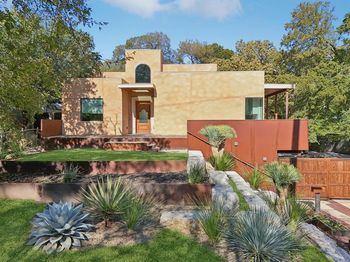 8635  San Leandro Drive 