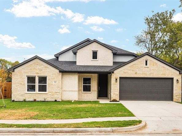 501  Pemberton Street , Fort Worth Texas 76108