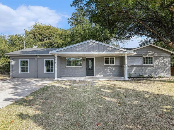 233  Victoria Avenue , Azle Texas 76020
