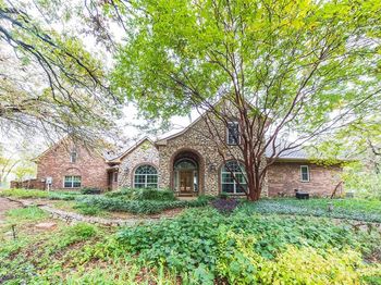 1190  Emerald Sound Boulevard 