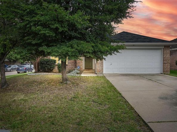 11824  Ponderosa Pine Drive , Fort Worth Texas 76244
