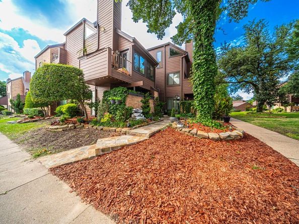 1704  Baird Farm Circle  4104, Arlington Texas 76006