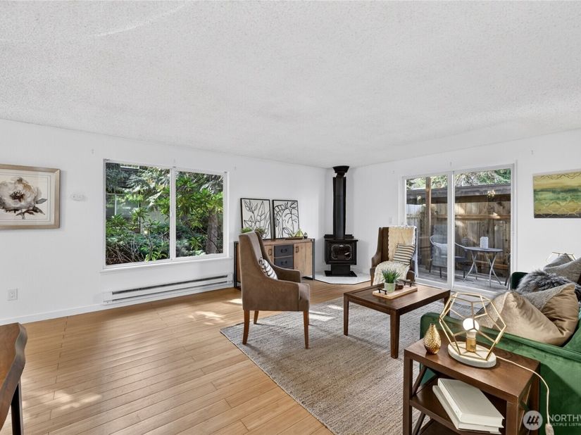 8609 25th Avenue SW B, Seattle WA 98106