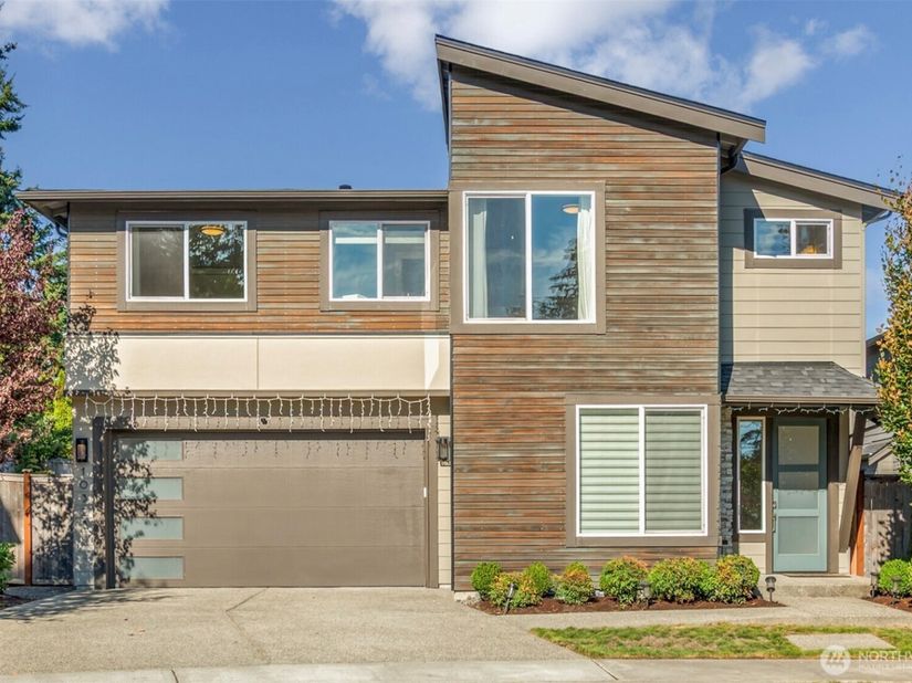 10323 133rd Court NE, Redmond WA 98033