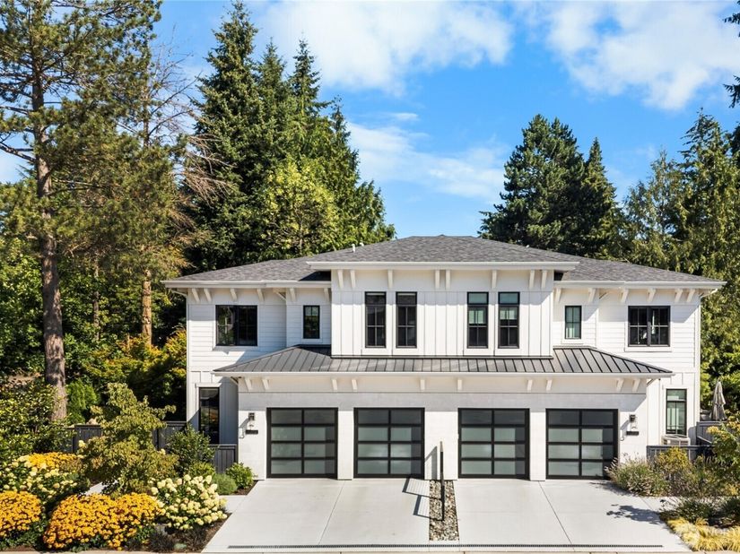 10402 NE 15th Street, Bellevue WA 98004