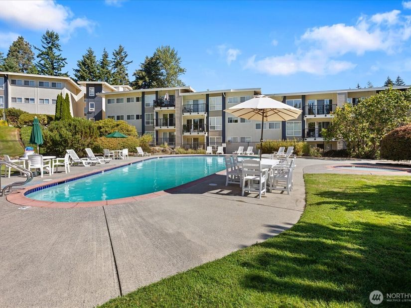 12631 NE 9th Place C205, Bellevue WA 98005