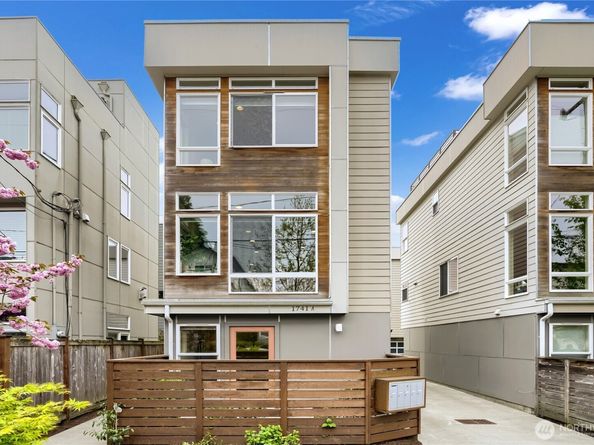 1741 NW 60th Street A, Seattle WA 98107