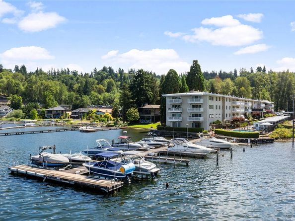 5021 Ripley Lane N 311, Renton WA 98056