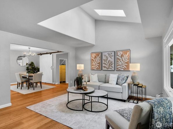 12117 NE 143rd Place, Kirkland WA 98034