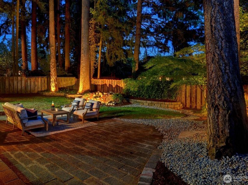 12117 NE 143rd Place, Kirkland WA 98034