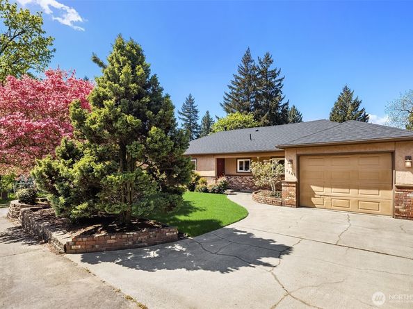1161 Aberdeen Avenue NE, Renton WA 98056