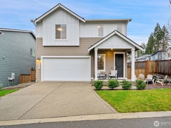 4597 Hibiscus Circle SW