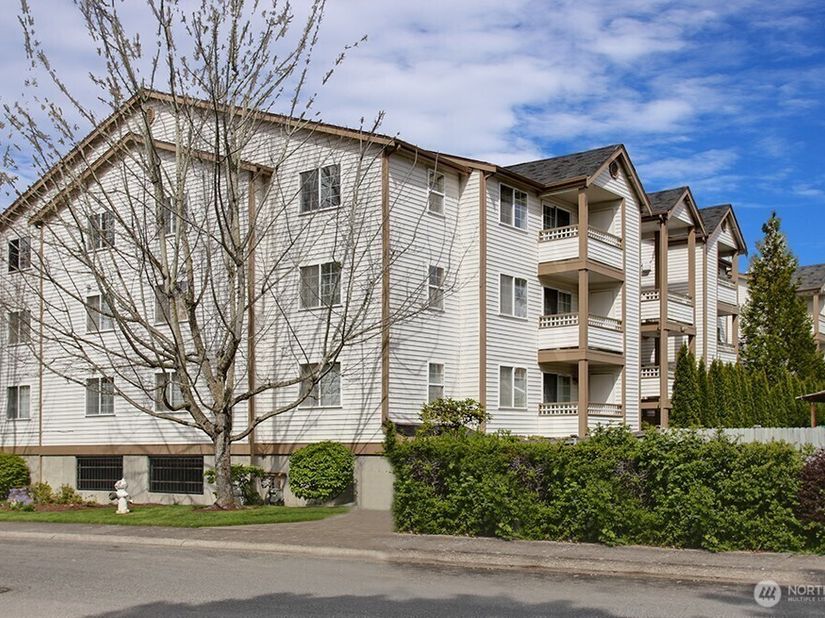 10824 SE 170th Street B304, Renton WA 98055