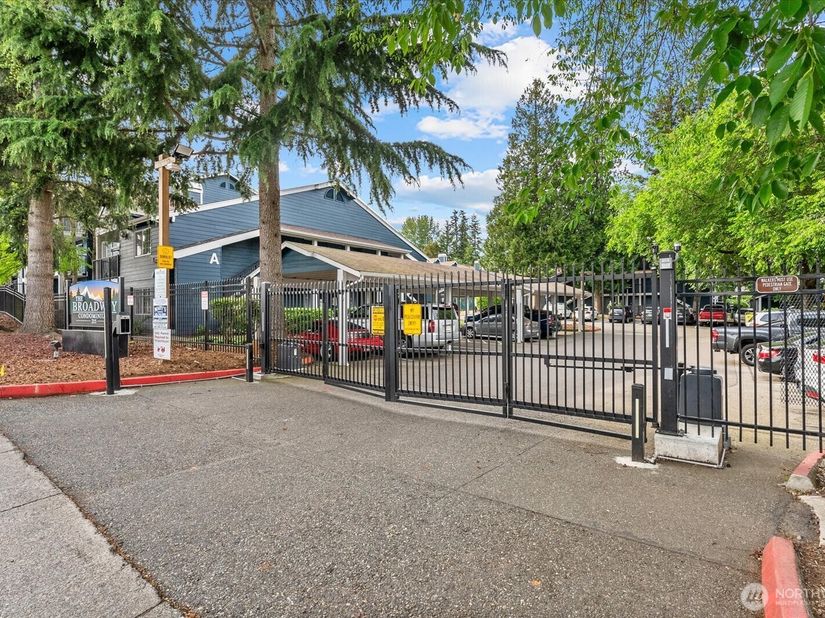 215 100th Street SW A106, Everett WA 98204