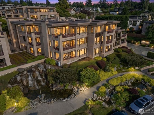 528 Lake Street S A101, Kirkland WA 98033