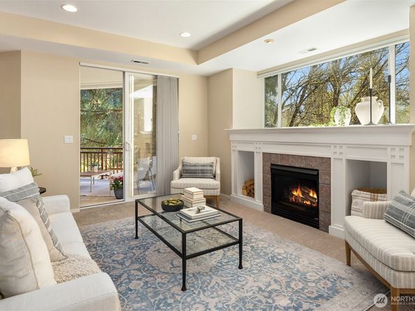 1805 134th Avenue SE 22, Bellevue WA 98005