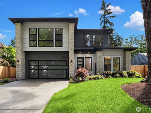 8016 Fairway Drive NE, Seattle WA 98115