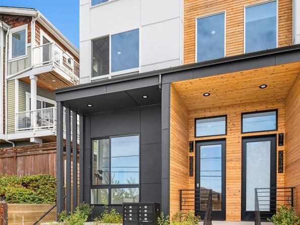 2538 14th Avenue W B, Seattle WA 98119