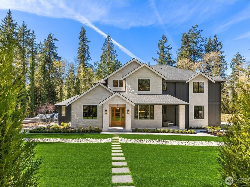 9473 Springwood Avenue NE, Bainbridge Island WA 98110