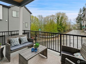 18829 67th Drive NE