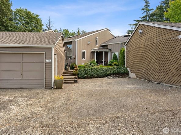 2407 SE 8th Place, Renton WA 98055