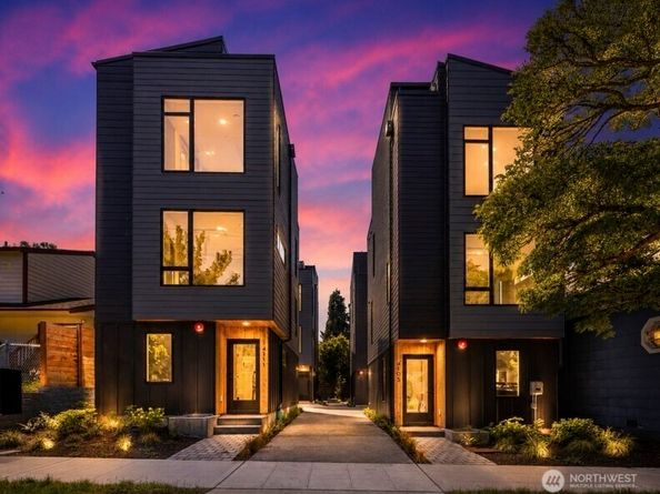 4105 25th Avenue SW, Seattle WA 98106