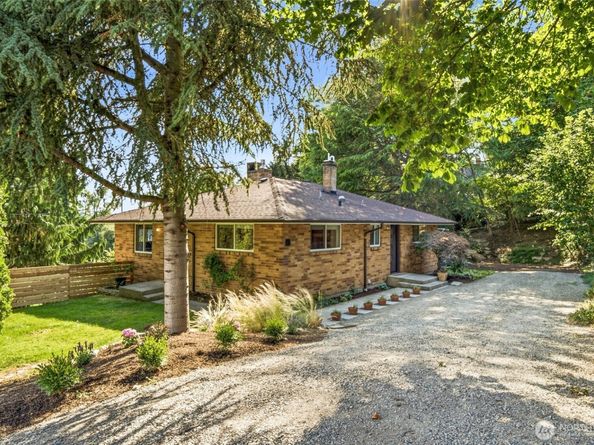 629 SW 3rd Place, Renton WA 98057