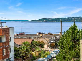 2454 55th Avenue SW
