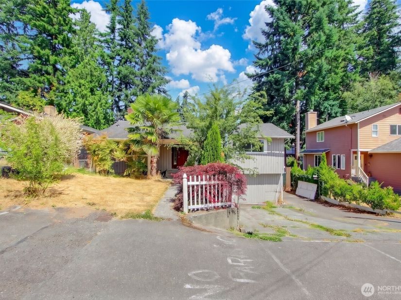 201 E Beech Street, Everett WA 98203