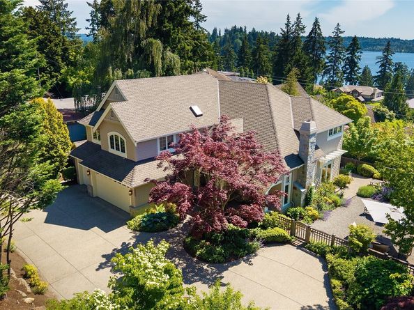 502 95th Avenue NE, Bellevue WA 98004
