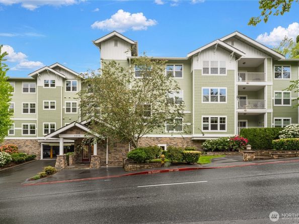 4406 Providence Point Place SE 302, Issaquah WA 98029