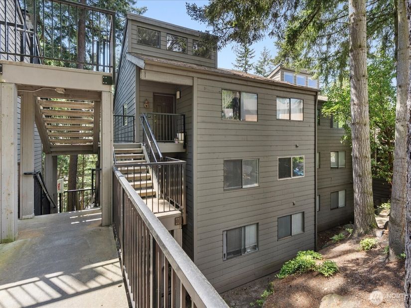 12517 NE 23rd Place A3, Bellevue WA 98005