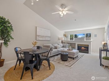 11518 12th Avenue W
