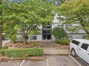 220 NE Dogwood Street