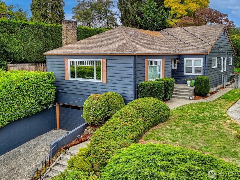 916 Harvard Avenue E, Seattle WA 98102