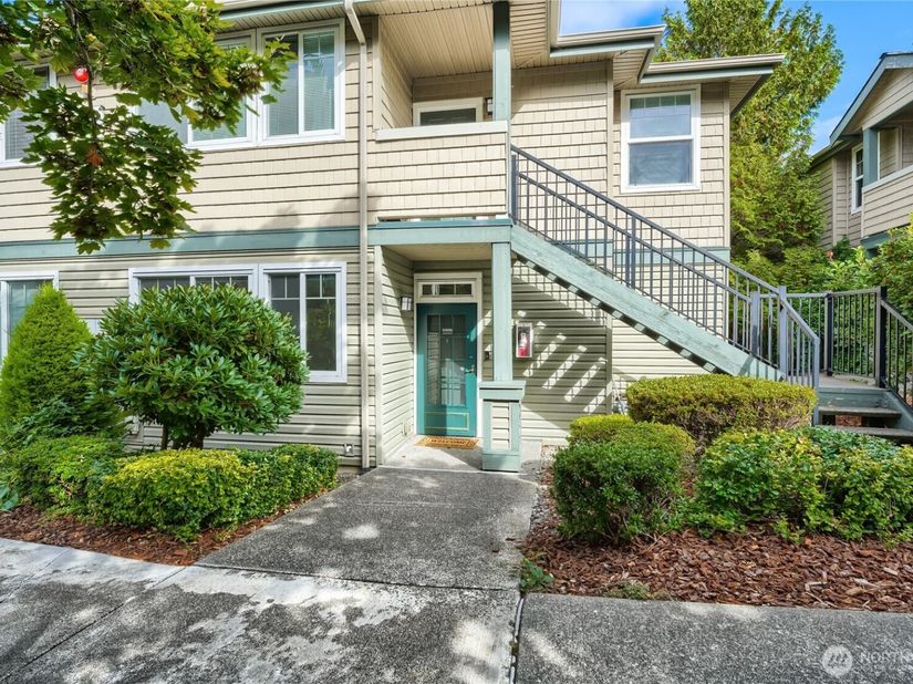 1500 S 18th Street F102, Renton WA 98055