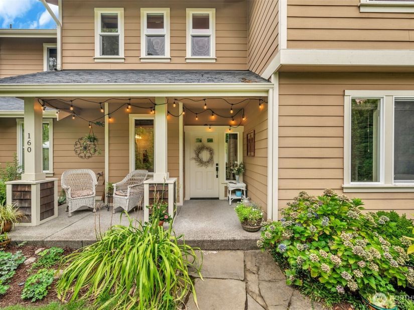 160 6th Avenue SE, Issaquah WA 98027