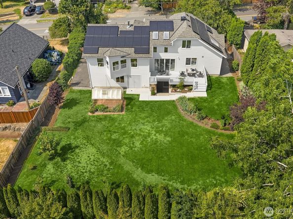 12453 NE 104th Street, Kirkland WA 98033