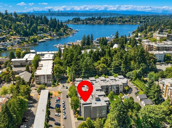 150 102nd Avenue SE 205, Bellevue WA 98004