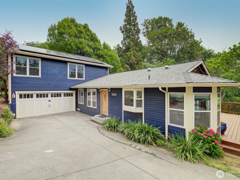 11546 84th Avenue NE, Kirkland WA 98034