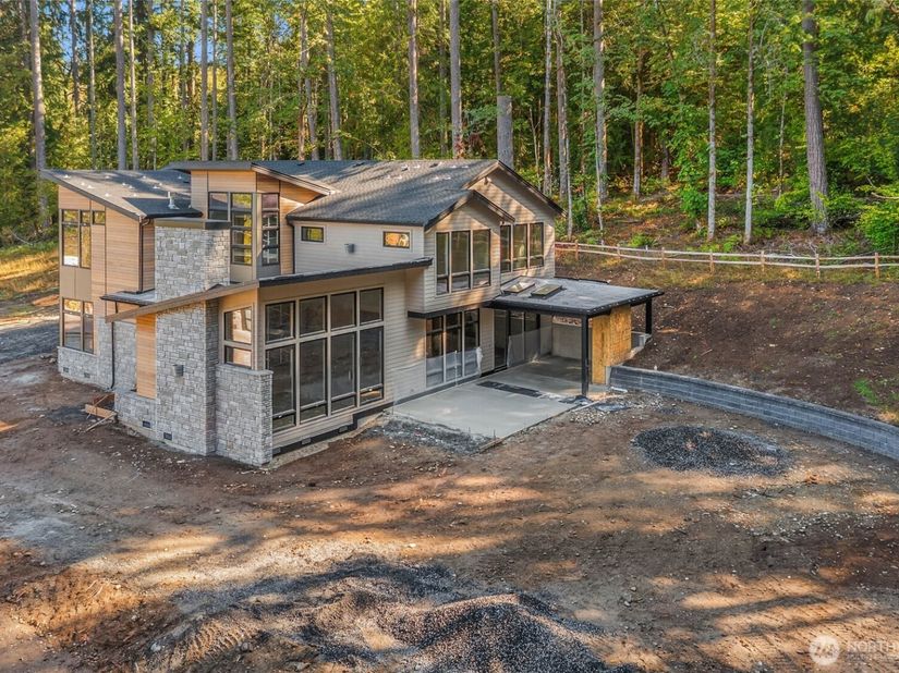 21099 SE 80th Street, Issaquah WA 98027