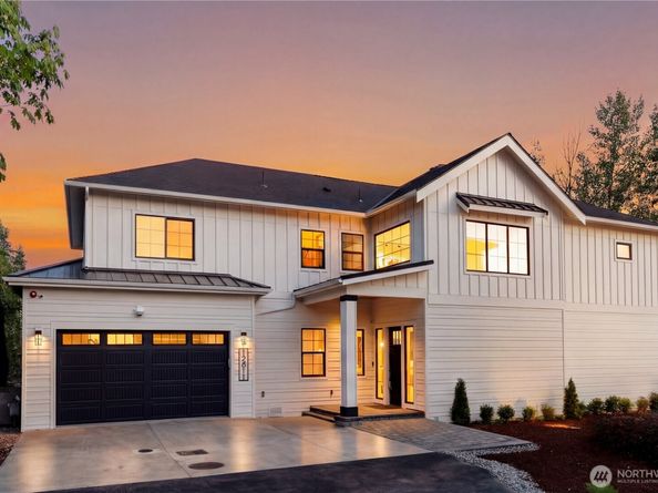 12811 SE 44th Place, Bellevue WA 98006