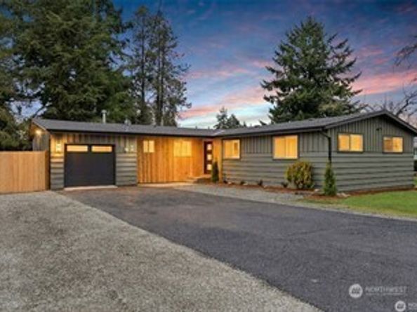 30041 14th Avenue S, Federal Way WA 98003