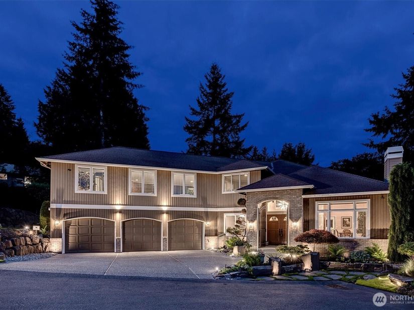 10523 NE 118th Lane, Kirkland WA 98034