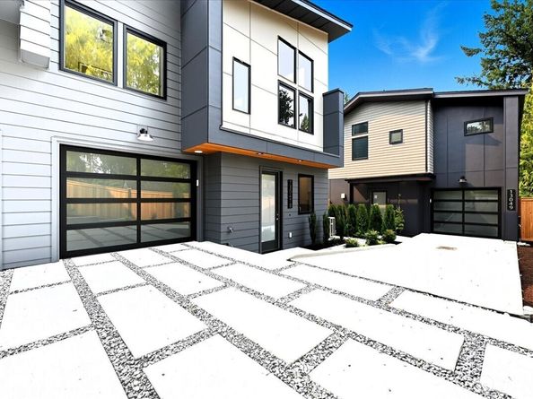 13047 39th Avenue NE B, Seattle WA 98125